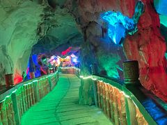 -星湖旅游景区七星岩