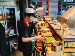 -老兰家传统烧烤炒菜泡馍(小南门店)