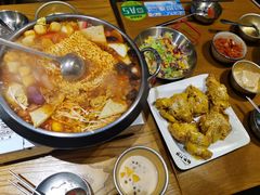 韩国部队锅-幸屿 创意料理(永嘉天地店)