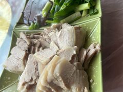 -金卯白肉罩火烧