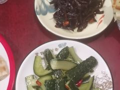 -聚首堂·特色小吃·肘子(什刹海德胜门店)