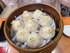 -莱莱小笼·乔艾