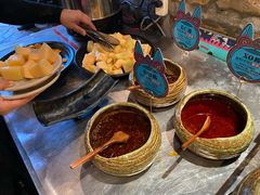 -老牌坊云南鱼豆花火锅(嵩山店)