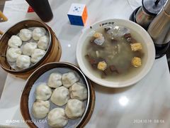 -百年尹氏汤包(湖南路狮子桥店)