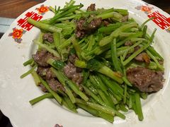 乡下芹菜炒黄牛肉-广府乡下·饭庄(新港东路店)