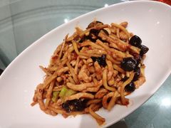 -辛香味烧鱼馆·非遗技艺·排骨红烧肉(光谷医药园店)