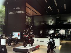 -美杜行杜卡迪摩托车4S店(湘府中路店)