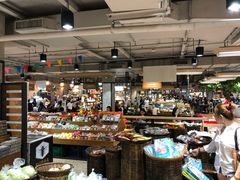 -尚泰清迈机场购物中心