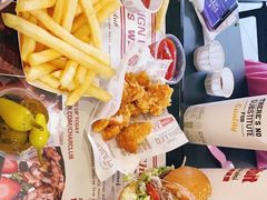 -The Habit Burger Grill 哈比特汉堡(爱琴海店)
