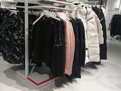 -枫叶小镇奥特莱斯