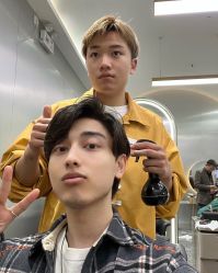 -Tloml salon