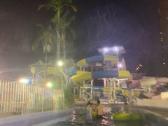 -黄金海岸水上乐园