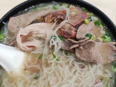 文胸粉-鑫馨餐厅