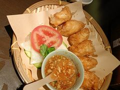 -大头虾越式风味餐厅(光明广场店)