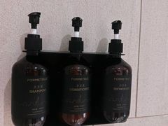 -柏槿酒店(罗湖口岸向西地铁站店)