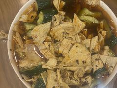 -三鞭一花·独一处·元英砂锅(海光寺店)