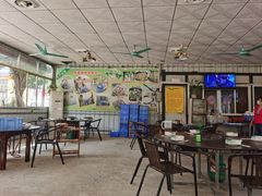 大堂-鸿渡渔庄·特色鸭咀鱼