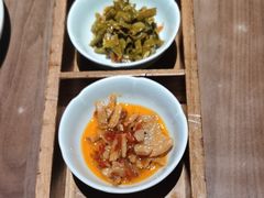 -巡湘记·地道湖南菜(活力城店)