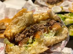 -The Habit Burger Grill 哈比特汉堡(复兴soho店)