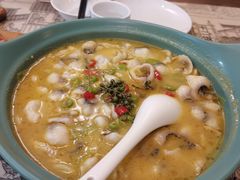 -十二饭点·川菜(北站圆融店)