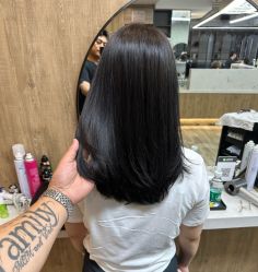 -奈川烫染Salon