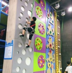 -蹦贝运动中心·蹦床·攀岩·闯关(龙岗店)