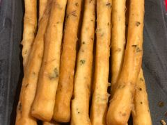 茴香小油条-谭鸭血老火锅(万象九宜城店)