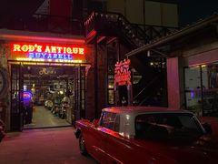 -席娜卡琳火车铁道夜市