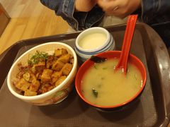 -食其家·牛丼咖喱(宜山路贝岭店)