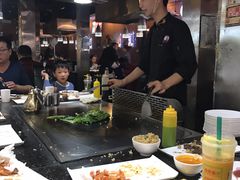 -利昂法式铁板主题餐厅(新奥购物中心店)