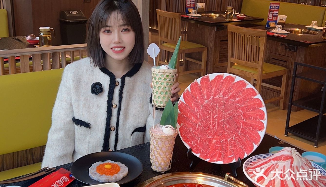 当然，还有他们的招牌瀑布土豆丝，涮三秒就能吃