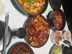 -本来精品川菜(嘉里中心店)