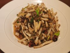 -魏铭鱼头捞饭(晋阳路店)