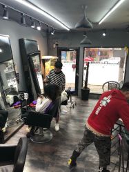 -茶发Salon·烫发染发理发