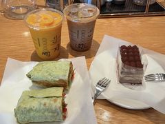 -星巴克(合肥百盛逍遥广场店)