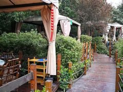 -二荆条·蜀鲜汇城市森林火锅