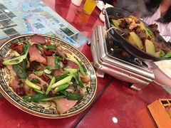 -乡土特色.冷锅鱼.牦牛肉汤锅