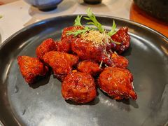 红酒泡沫牛仔粒-荟廷·晶萃(陆家嘴尚悦湾店)