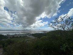 -伍山石窟