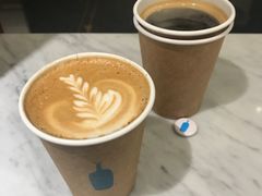 latte&americano-BLUE BOTTLE COFFEE(rockefeller plaza)