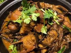 茶树菇焖肘子-李老爹香辣蟹(宣武门店)