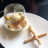 最爱的还是椰子冰淇淋 真的超爱 其实很像冰糕