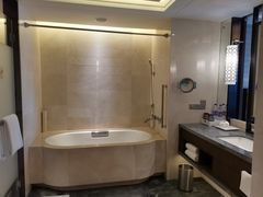 -舟山希尔顿酒店