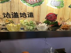 -百品聚旋转火锅(号外店)