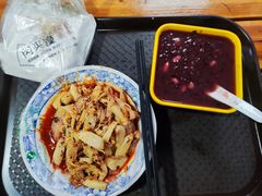 -香味氏族宝宝面皮屋(经二路总店)