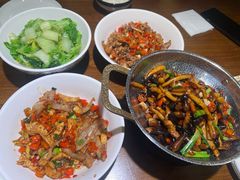 -八碗湘长沙市井菜(坡子街店)