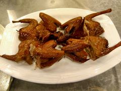 蒜香乳鸽-围龙屋客家食府(福田店)