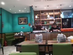 大堂-合合春饼·酱骨·东北菜(潘家园店)
