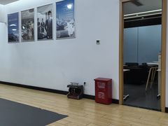 -比亚迪上海弘仁4S(杨浦店)