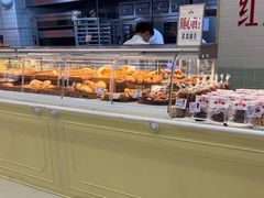 -红星前进面包牛奶公司(君太店)